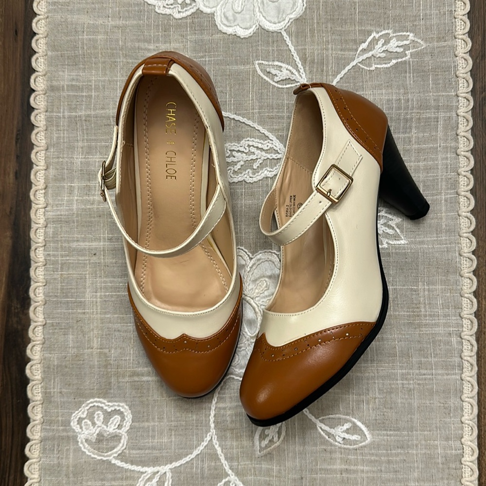 Chase + Chloe Vintage Mary Jane Heels Retro 40s 50s Size 8.5